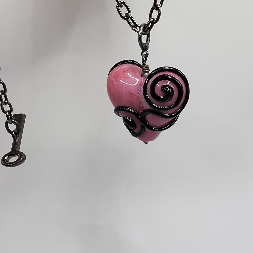 Pink Artisan Glass Heart Swirl Pendant Padlock Key Valentines Day Vintage Goth - Picture 15 of 16